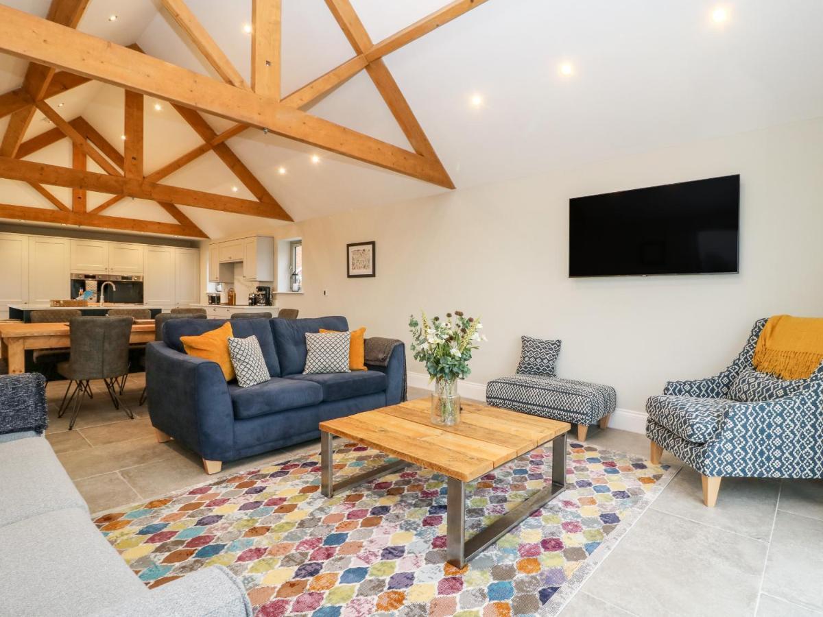 The Cart House Villa York Exterior photo